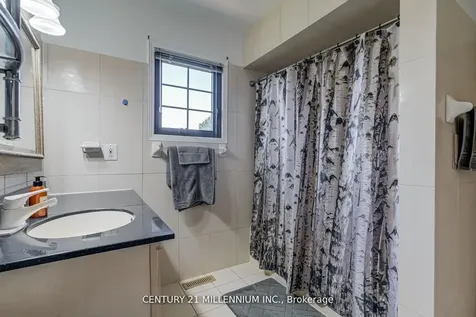 10 Phelps Drive Brampton ON L6X 3V5