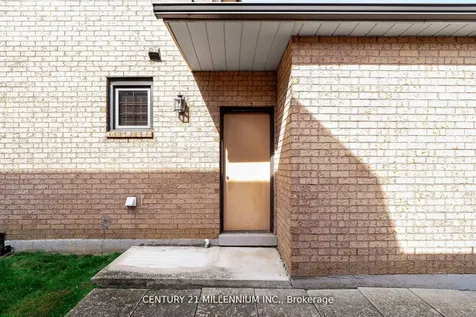 10 Phelps Drive Brampton ON L6X 3V5
