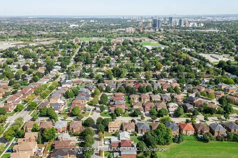 10 Phelps Drive Brampton ON L6X 3V5