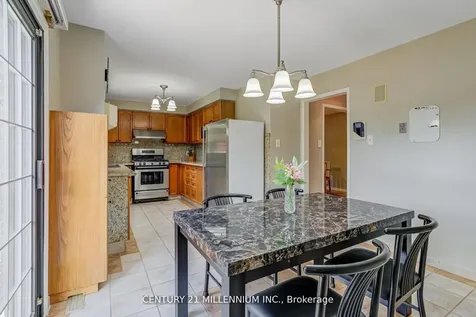10 Phelps Drive Brampton ON L6X 3V5