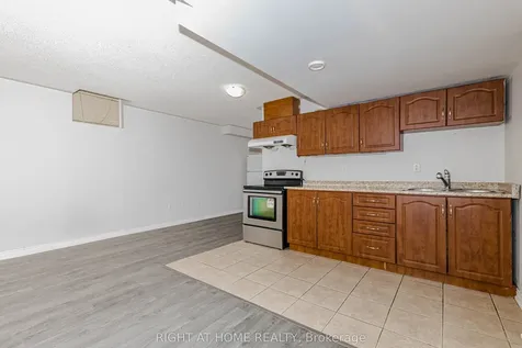 83 Crumlin Crescent Brampton ON L6X 0Y4