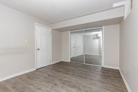 83 Crumlin Crescent Brampton ON L6X 0Y4