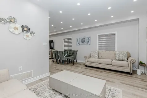 83 Crumlin Crescent Brampton ON L6X 0Y4