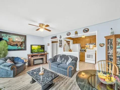 24 Melissa Court Brampton ON L6X 4X1