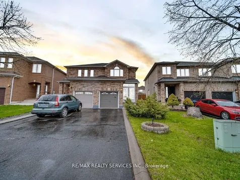24 Melissa Court Brampton ON L6X 4X1