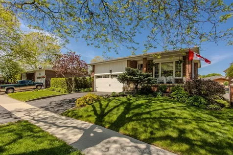 1109 Dowland Crescent Burlington ON L7T 4C7