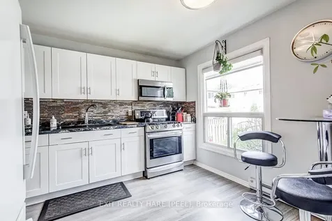 34 Kingham Road Halton Hills ON L7J 1S4