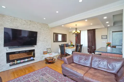 50 Jeffcoat Drive Toronto ON M9W 3B7