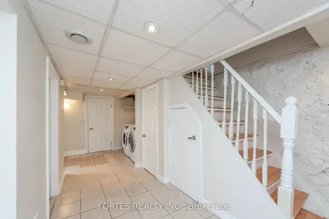 8 Spring Grove Avenue Toronto ON M6N 3H3