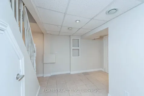 8 Spring Grove Avenue Toronto ON M6N 3H3