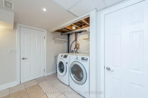 8 Spring Grove Avenue Toronto ON M6N 3H3