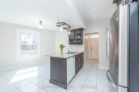 8 Spring Grove Avenue Toronto ON M6N 3H3