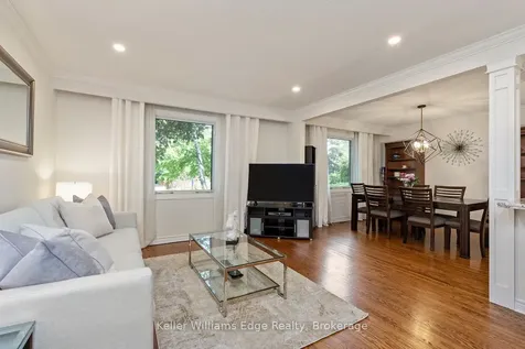 2213 Sunnyvale Drive Oakville ON L6L 1W6