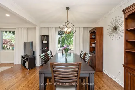 2213 Sunnyvale Drive Oakville ON L6L 1W6