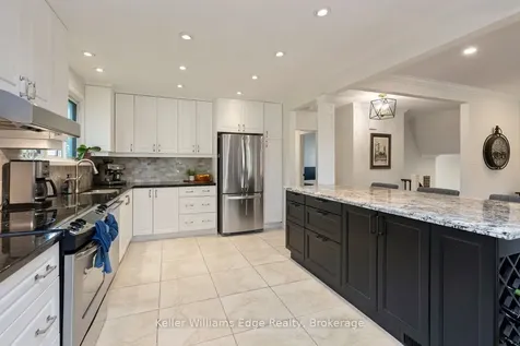 2213 Sunnyvale Drive Oakville ON L6L 1W6