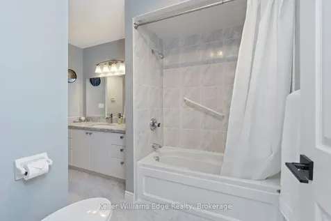 2213 Sunnyvale Drive Oakville ON L6L 1W6
