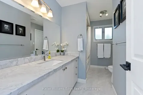 2213 Sunnyvale Drive Oakville ON L6L 1W6