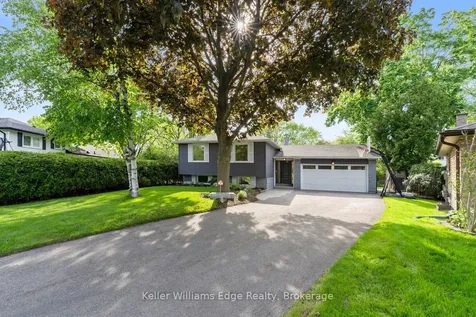 2213 Sunnyvale Drive Oakville ON L6L 1W6