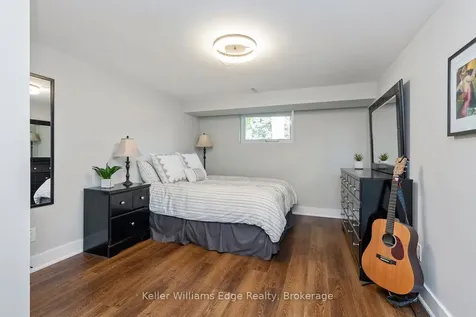 2213 Sunnyvale Drive Oakville ON L6L 1W6