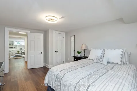 2213 Sunnyvale Drive Oakville ON L6L 1W6