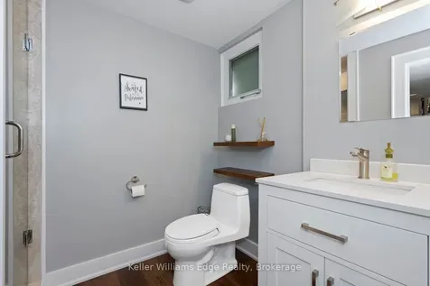 2213 Sunnyvale Drive Oakville ON L6L 1W6