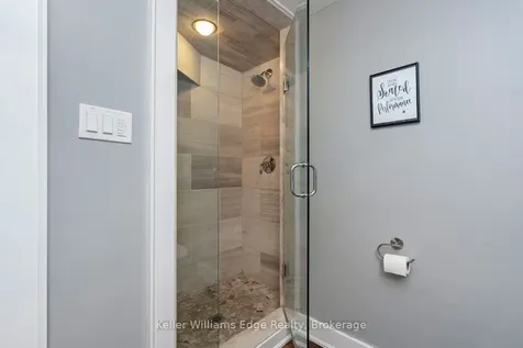 2213 Sunnyvale Drive Oakville ON L6L 1W6