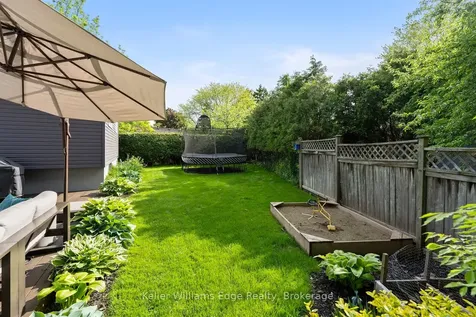 2213 Sunnyvale Drive Oakville ON L6L 1W6