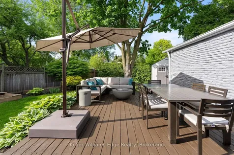 2213 Sunnyvale Drive Oakville ON L6L 1W6