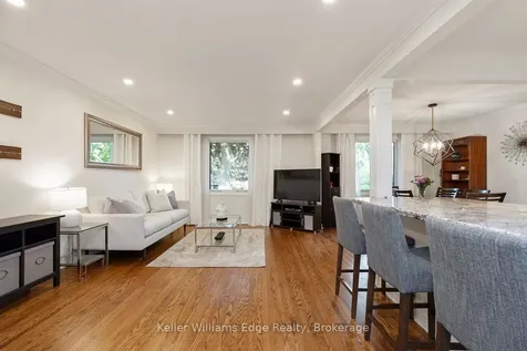 2213 Sunnyvale Drive Oakville ON L6L 1W6