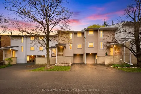 8 Lynden Circle Halton Hills ON L7G 4Y8