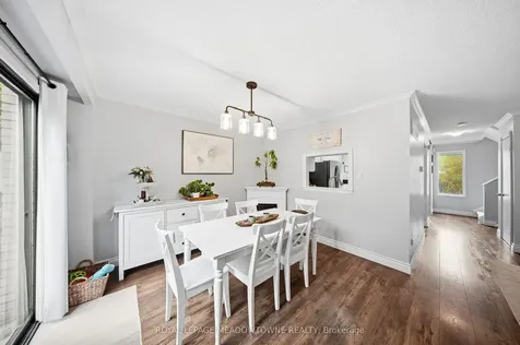 8 Lynden Circle Halton Hills ON L7G 4Y8