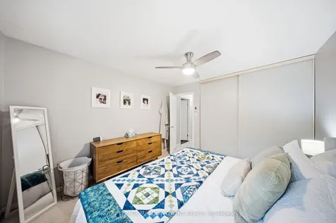 8 Lynden Circle Halton Hills ON L7G 4Y8