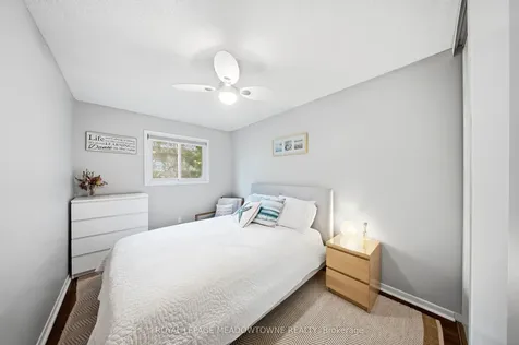 8 Lynden Circle Halton Hills ON L7G 4Y8