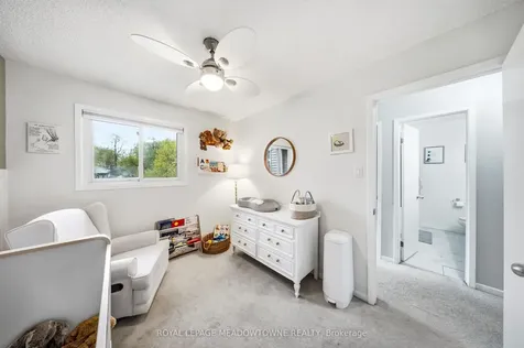 8 Lynden Circle Halton Hills ON L7G 4Y8
