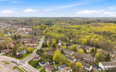 8 Lynden Circle Halton Hills ON L7G 4Y8