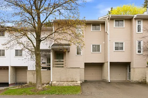 8 Lynden Circle Halton Hills ON L7G 4Y8