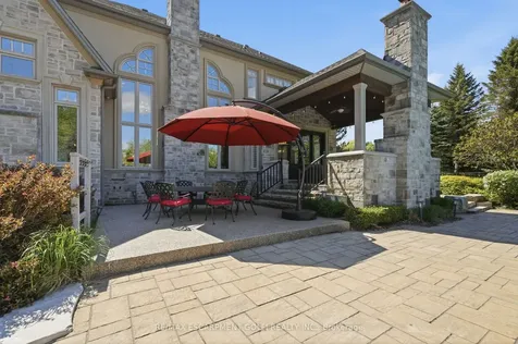 2319 Kilbride Street Burlington ON L7P 0H7