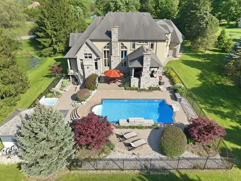 2319 Kilbride Street Burlington ON L7P 0H7