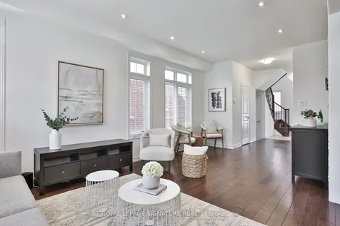 641 Murray Meadows Place Milton ON L9T 8L7