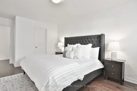 641 Murray Meadows Place Milton ON L9T 8L7