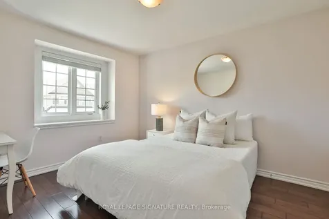 641 Murray Meadows Place Milton ON L9T 8L7