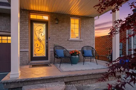 641 Murray Meadows Place Milton ON L9T 8L7