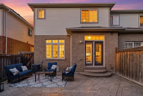 641 Murray Meadows Place Milton ON L9T 8L7