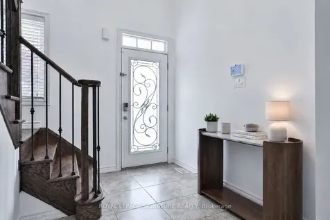 641 Murray Meadows Place Milton ON L9T 8L7