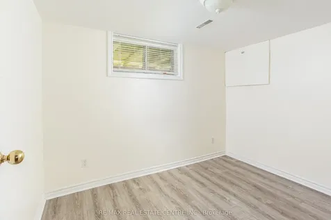 3335 Homark Drive Mississauga ON L4Y 2K5