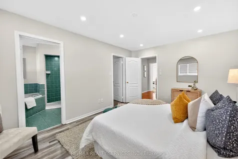 96 Tideland Drive Brampton ON L7A 2V8