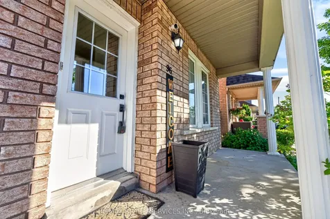 96 Tideland Drive Brampton ON L7A 2V8