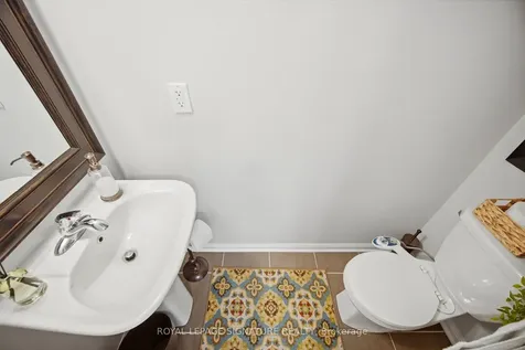 8 Foundry Avenue Toronto ON M6H 0A5