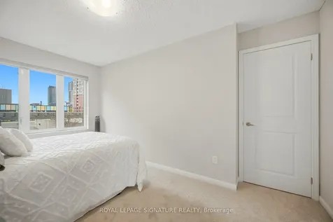 8 Foundry Avenue Toronto ON M6H 0A5