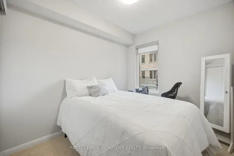 8 Foundry Avenue Toronto ON M6H 0A5